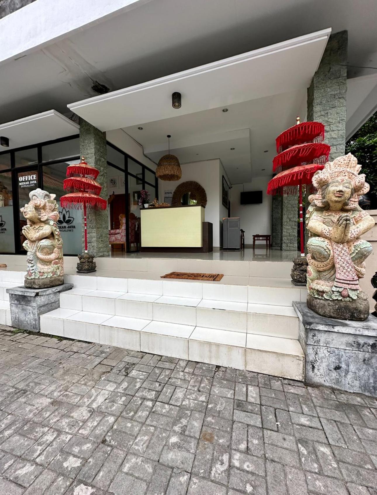 Legian New Mekar Jaya Hotel מראה חיצוני תמונה